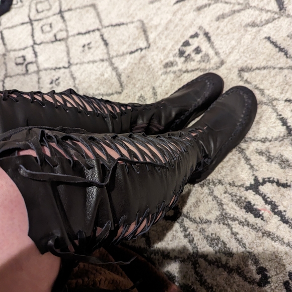 Gipsy Dharma Boots in "Madagascar Chocolate," Size 39 - Picture 5 of 10